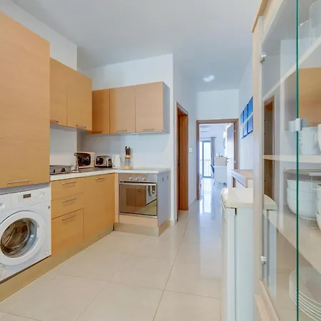 Tranquil Retreat Steps From St Julians Action