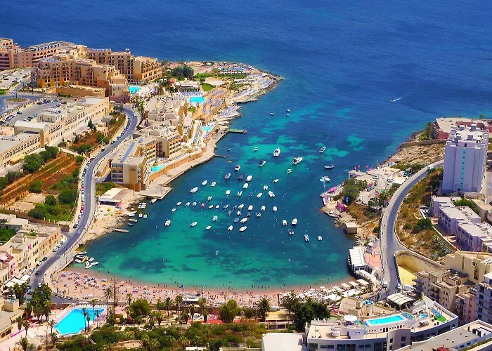 Apartman Tranquil Retreat Steps From St Julians Action