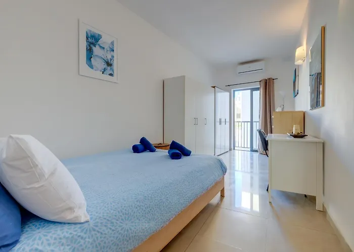 Apartman Tranquil Retreat Steps From St Julians Action San Ġiljan