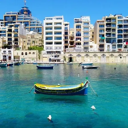Tranquil Retreat Steps From St Julians Action Апартаменты Сент Джулианс
