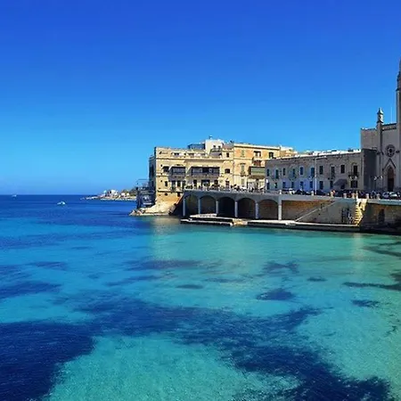 Tranquil Retreat Steps From St Julians Action * Saint Julian's